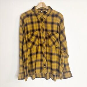 NWT Levi’s Plaid Shirt Button Down Long Sleeve Mustard Yellow Sz L